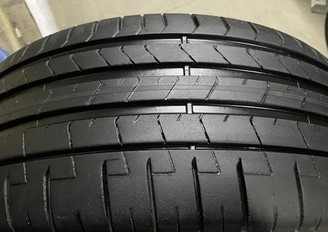 Pirelli P Zero PZ4 255/45 R19 104Y