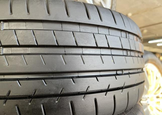 Michelin Pilot Super Sport Acoustic 225/40 R18 и 245/35 R18 Y