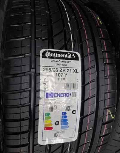 Continental ContiCrossContact UHP 295/35 R21