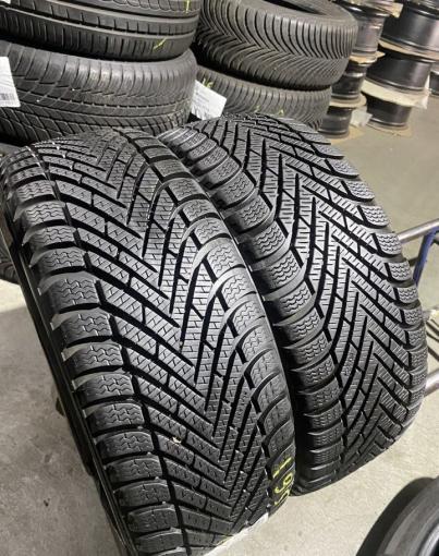 Pirelli Cinturato Winter 195/50 R15