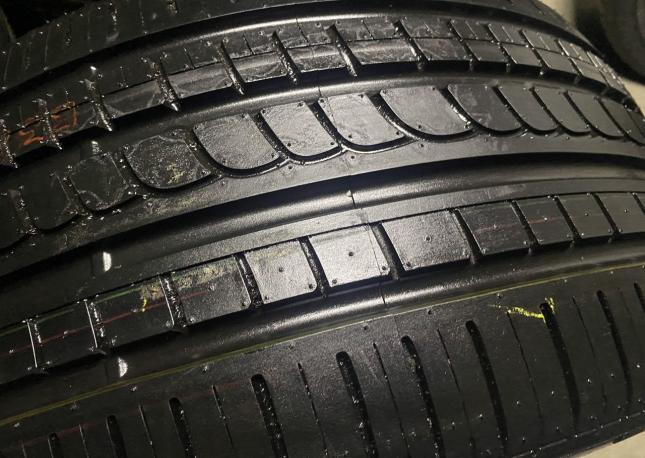 Pirelli P Zero Rosso Asimmetrico 295/35 R21 107Y