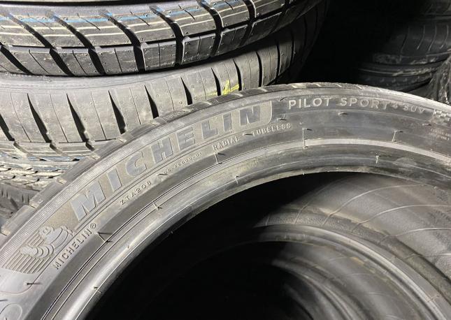 Michelin Pilot Sport 4 245/45 R21 104W