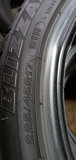 Bridgestone Blizzak LM-35 225/45 R17 91H