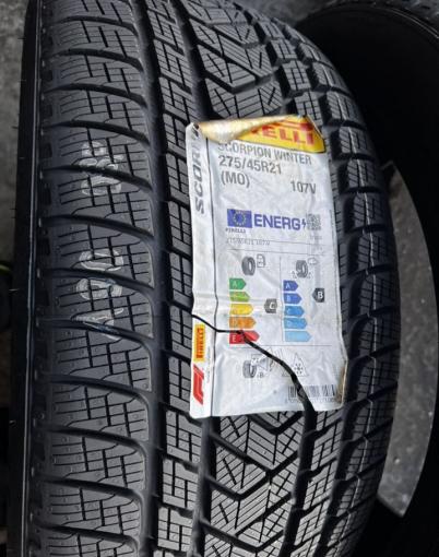 Pirelli Scorpion Winter 315/40 R21 и 275/45 R21