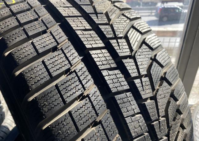 Hankook Winter I&#39;Cept Evo2 W320C 295/35 R23 108W