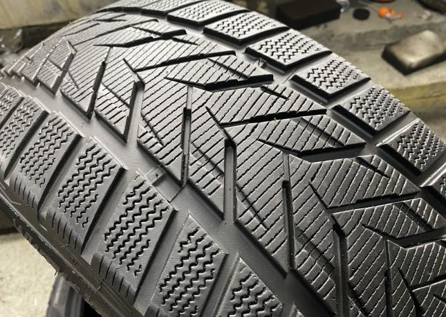 Vredestein Wintrac Xtreme S 245/35 R21 96Y