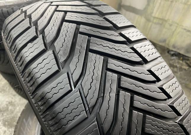 Michelin Alpin 6 205/55 R16 91H