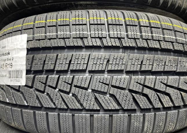 Hankook Winter I&#39;Cept Evo2 W320B 255/45 R19 104V