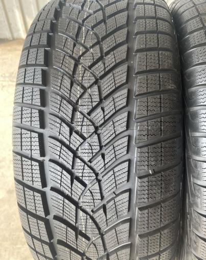 Goodyear UltraGrip Ice 285/60 R18 116T