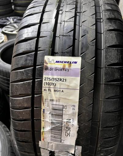 Michelin Pilot Sport 4 S 275/35 R21