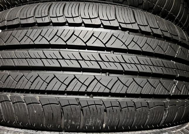 Michelin Latitude Tour HP 235/60 R18