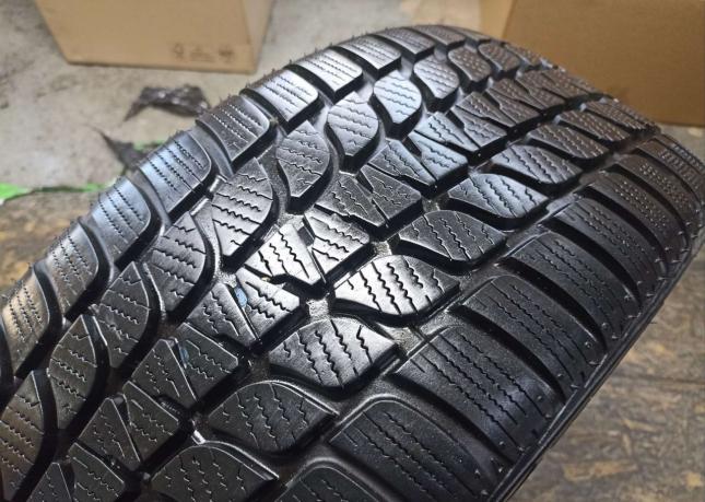 Bridgestone Blizzak LM-25 225/45 R19