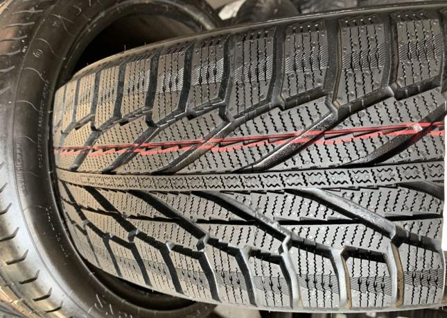 Nokian Tyres Hakkapeliitta R2 SUV 225/65 R17