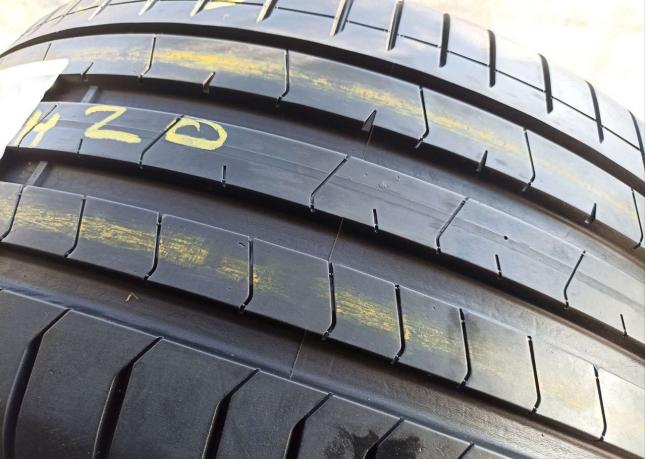 Pirelli P Zero PZ4 225/40 R19 и 255/35 R19