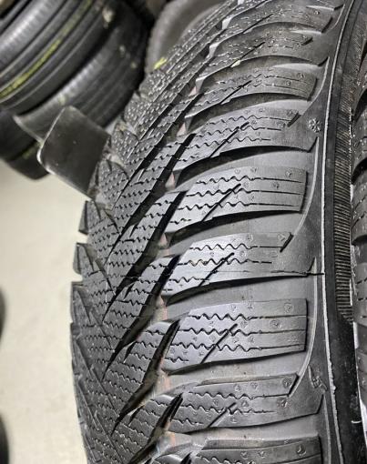 Goodyear Ultra Grip 4+ 205/60 R16