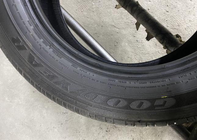 Goodyear Eagle RS-A 235/55 R17