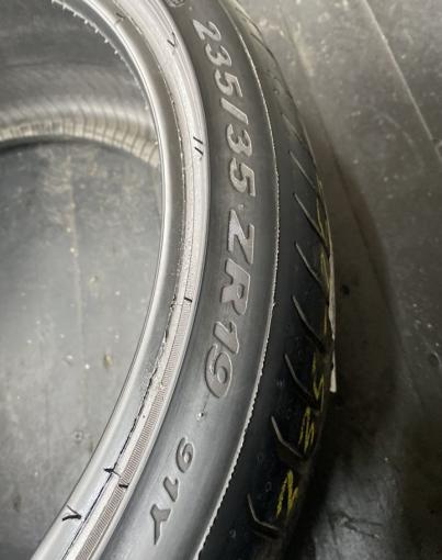 Pirelli P Zero 235/35 R19