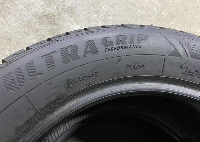 Goodyear UltraGrip Performance Gen-1 215/65 R17 99V