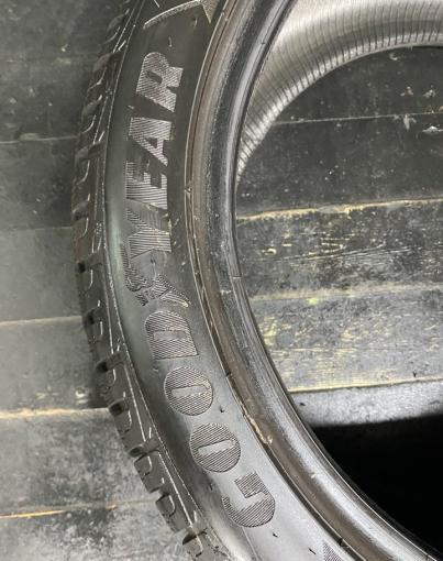 Goodyear UltraGrip Performance 235/45 R18