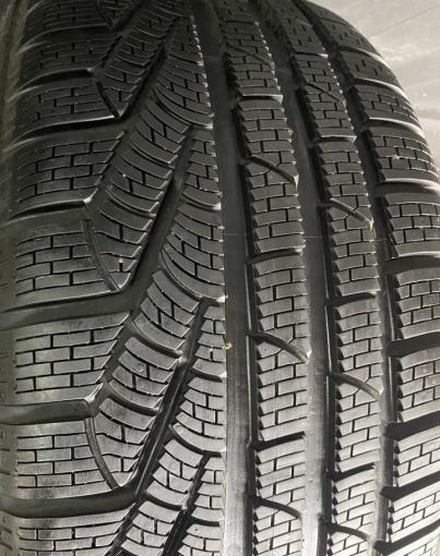 Pirelli Winter Sottozero 240 Serie II 255/45 R19