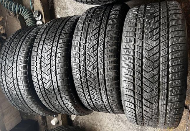 Pirelli Scorpion Winter 285/40 R21