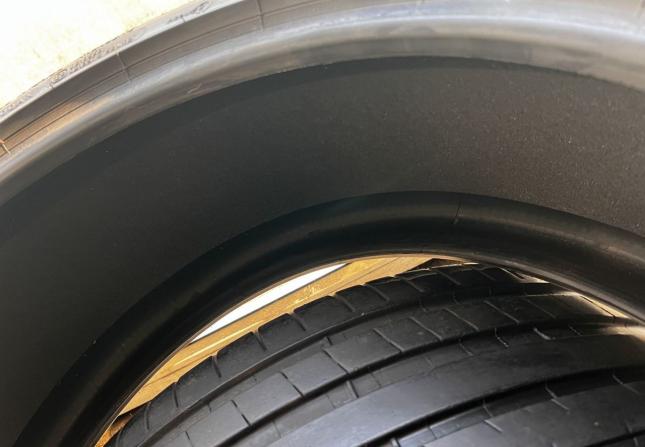 Michelin Pilot Super Sport 245/35 R21