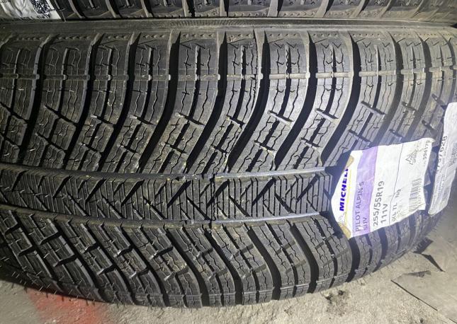 Michelin Pilot Alpin 5 255/55 R19