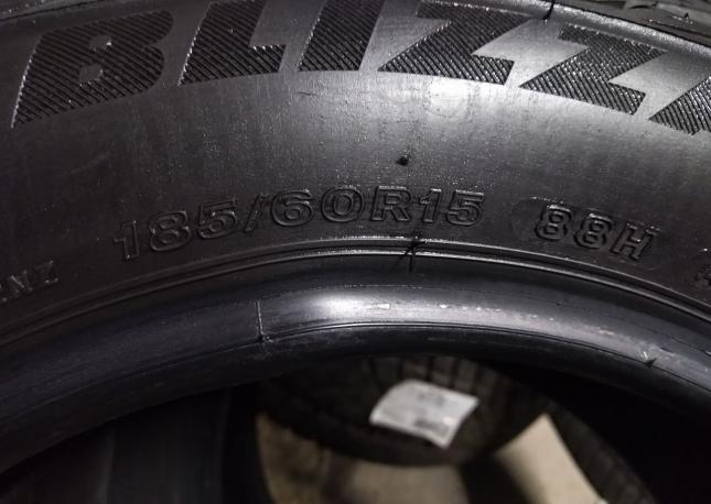 Bridgestone Blizzak LM-32 185/60 R15 88H