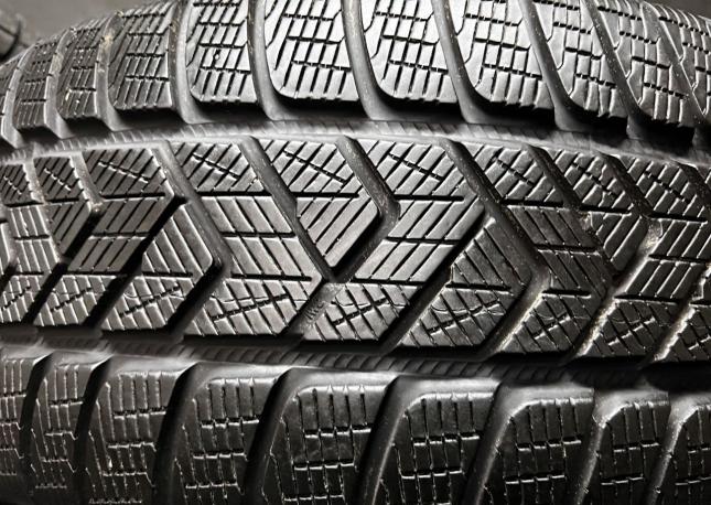 Pirelli Scorpion Winter 255/50 R20