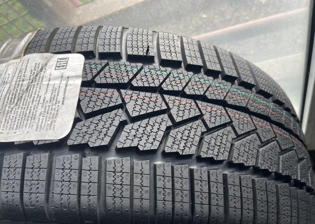 Continental ContiWinterContact TS 860 225/40 R19 и 255/35 R19 H