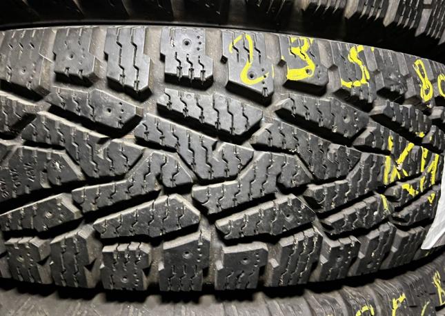 Nokian Tyres Hakkapeliitta LT2 235/80 R17