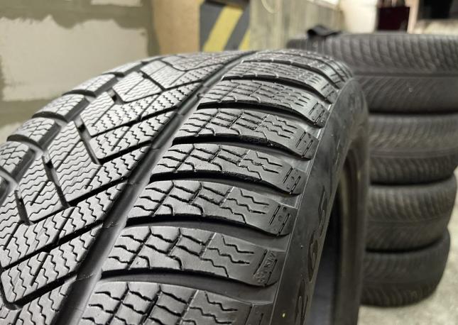 Pirelli Scorpion Winter RFT 265/50 R19 110H