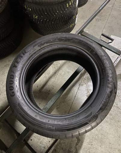 Goodyear EfficientGrip Performance 225/55 R17