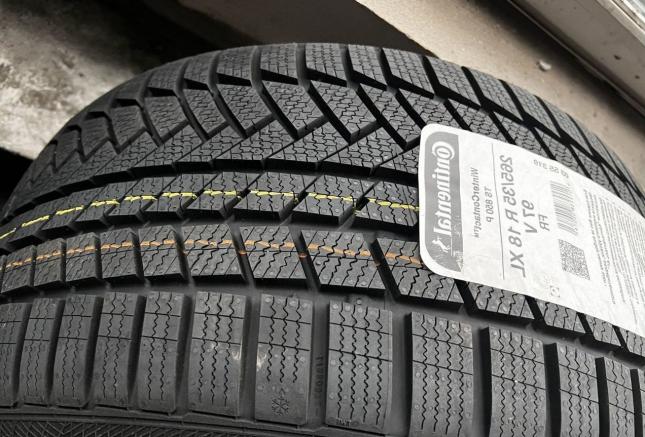 Continental ContiWinterContact TS 850 P 245/40 R18 и 265/35 R18 V