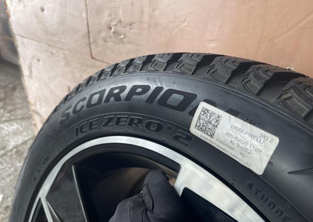 Pirelli Ice Zero 2 285/45 R20 112H