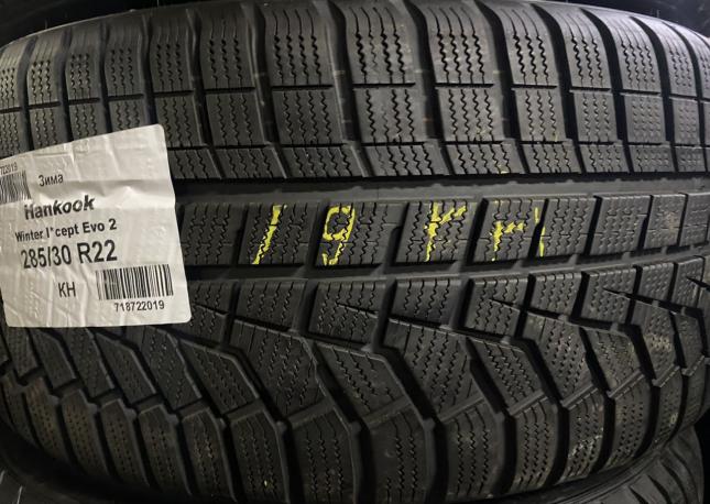 Hankook Winter I&#39;Cept Evo2 W320A SUV 285/30 R22 101W