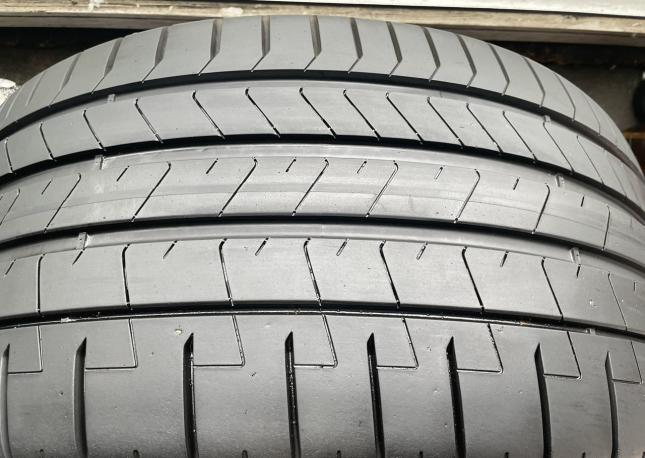 Pirelli P Zero PZ4 295/30 R21 102W