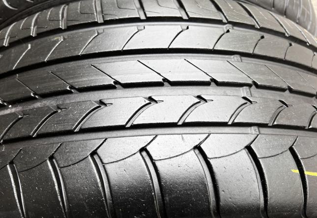 Goodyear EfficientGrip 255/45 R20