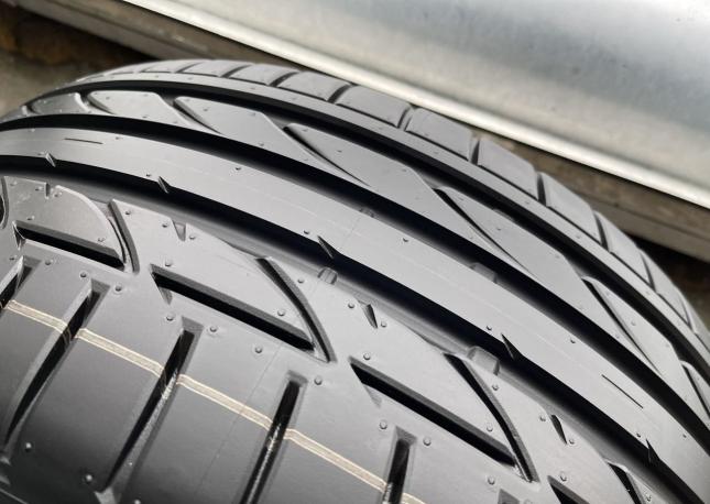 Bridgestone Potenza S007 245/35 R19