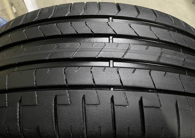 Pirelli P Zero PZ4 255/45 R19 104Y