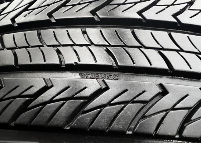 Altenzo Sports Tempest Stud 275/40 R22