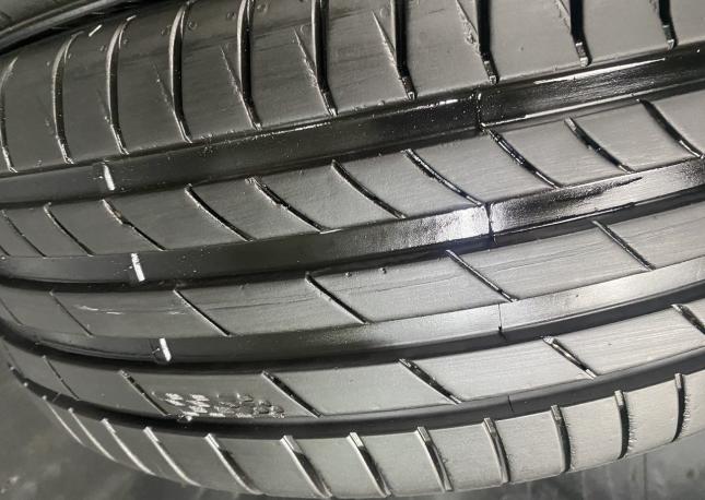 Kumho Ecsta PS71 225/45 R19