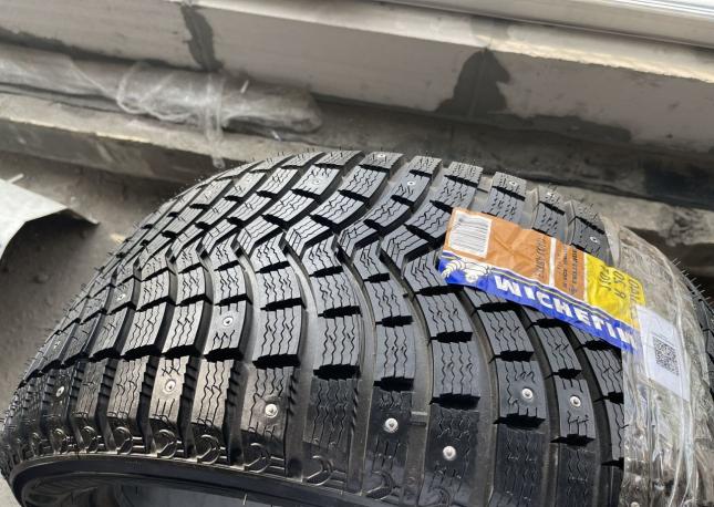 Michelin Latitude X-Ice 2 295/40 R20