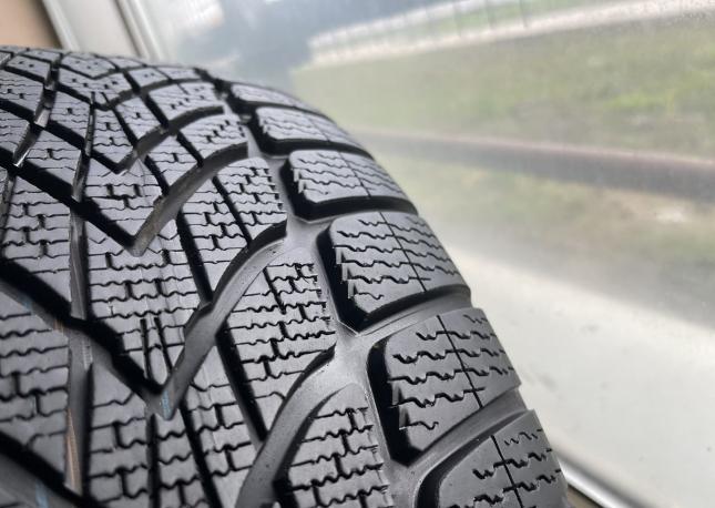 Dunlop SP Winter Sport 4D ROF 245/50 R18 104V