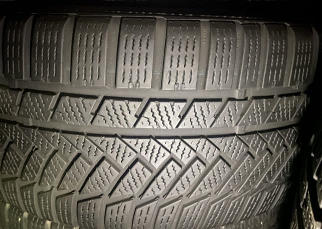 Continental ContiWinterContact TS 850 P 235/45 R18