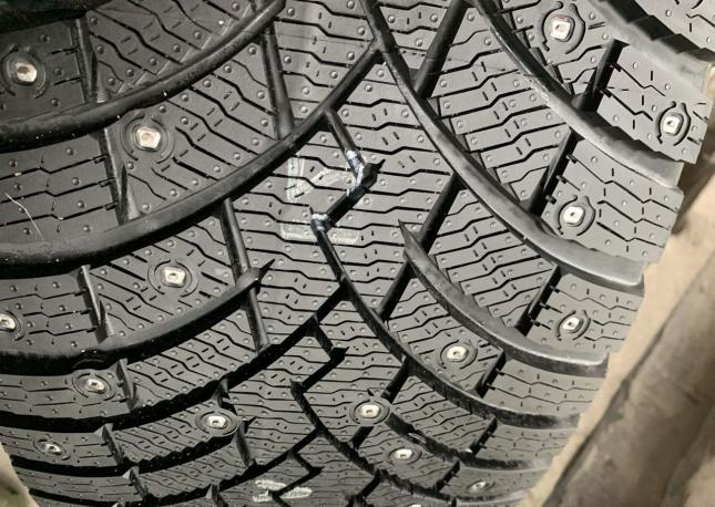 Pirelli Ice Zero 2 275/50 R21