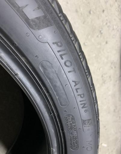 Michelin Alpin 6 255/40 R18