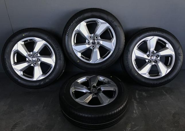 Оригинальные колеса Toyota Rav4 R18
