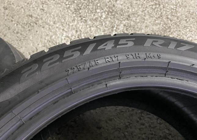 Pirelli Winter Sottozero 3 225/45 R17 91H