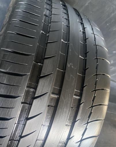 Michelin Pilot Sport 2 235/35 R19